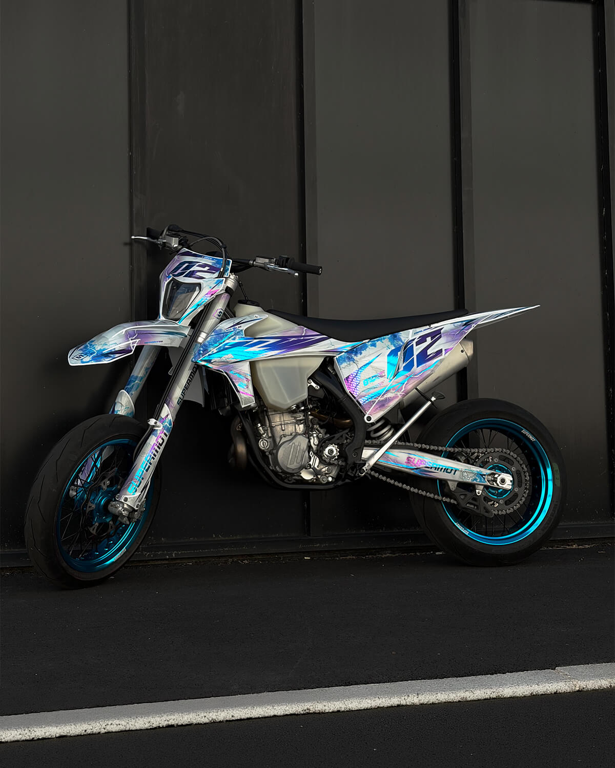 Kit Déco Moto 100% PERSONNALISÉ, moto de face